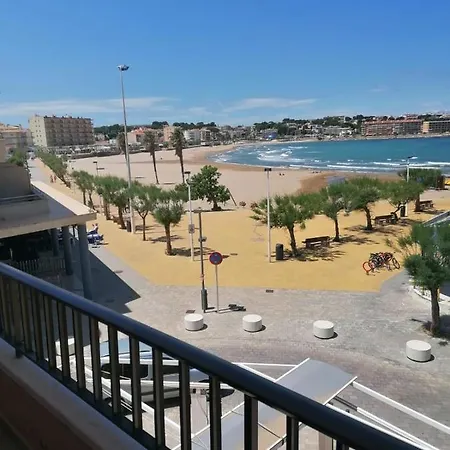 Riells Playa アパート